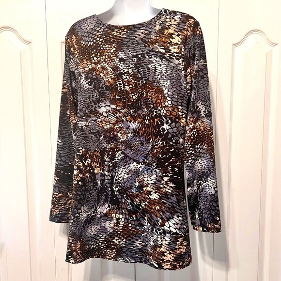 Max & Rina Women's Long Sleeve Snake Skin Print Tunic Stud Blouse-Size Medium - Picture 10 of 14